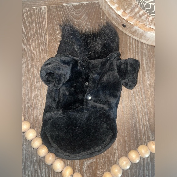 Furry and precious black Valentines pet sweater, sparkles home brand in S - Picture 2 of 2